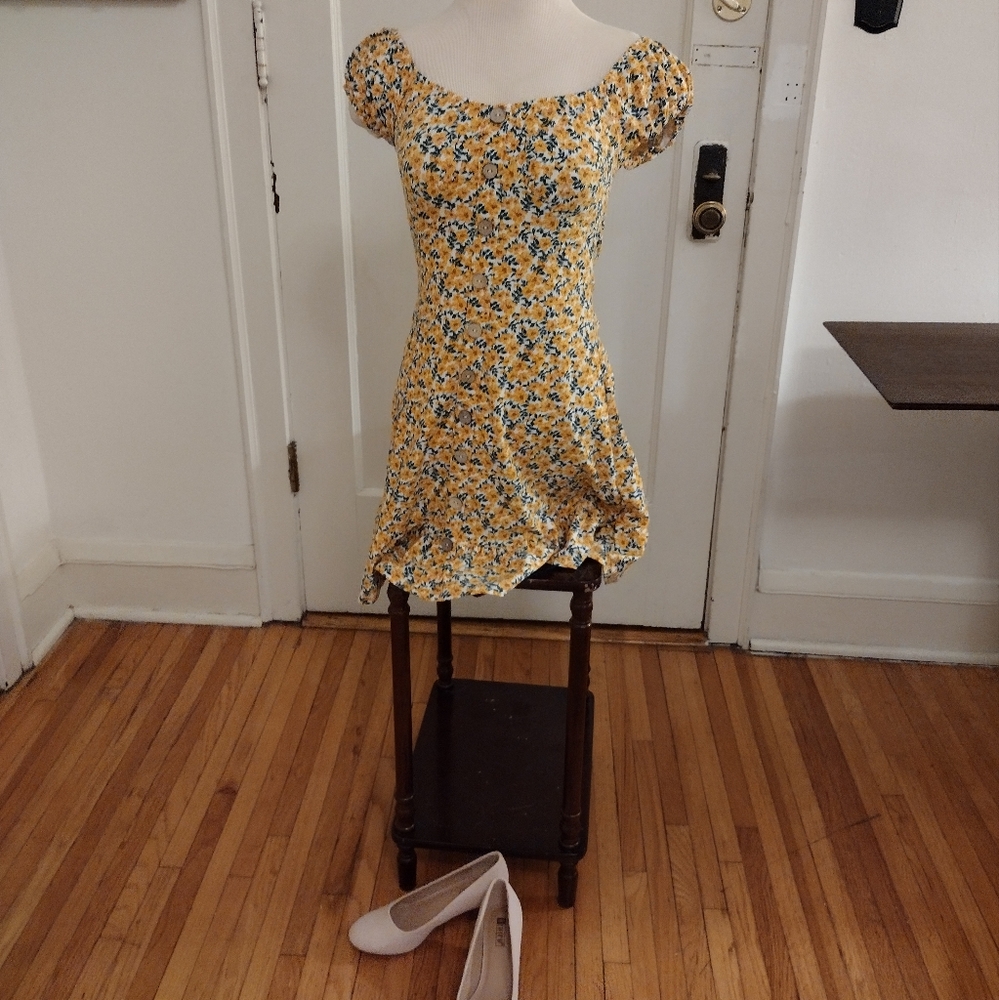 Cozy Sunflower Dress
